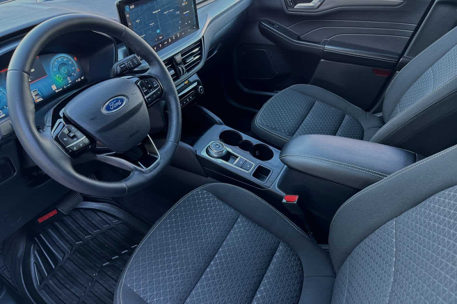 2023 Ford Escape Active 11