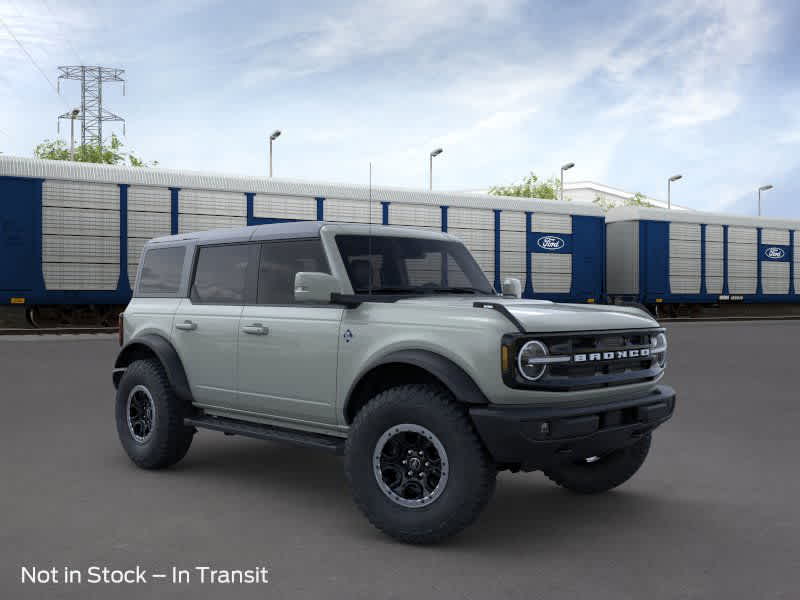 2024 Ford Bronco Outer Banks 7