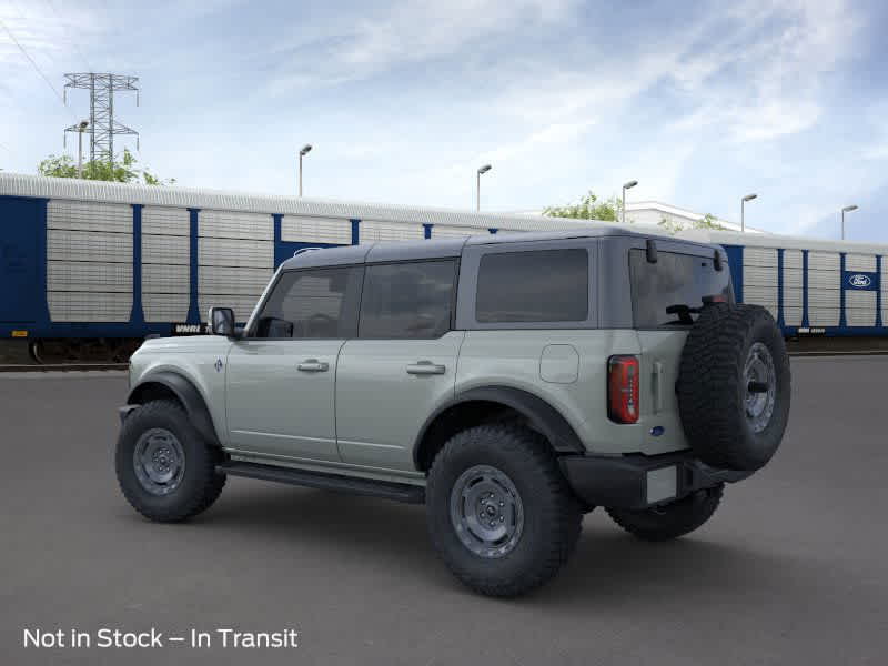 2024 Ford Bronco Outer Banks 4