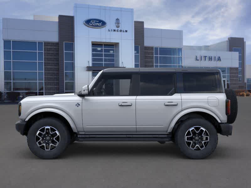 2024 Ford Bronco Outer Banks 3