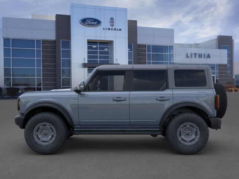 2024 Ford Bronco Outer Banks 3