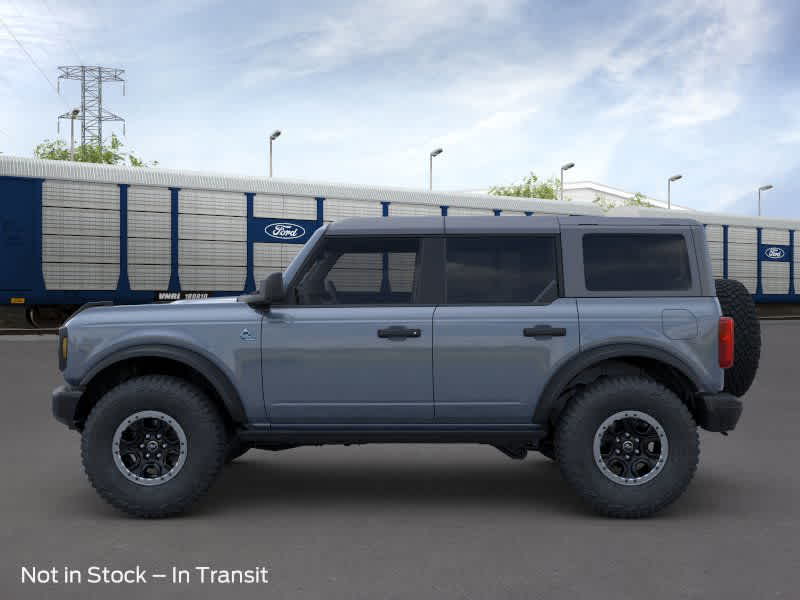 2024 Ford Bronco Black Diamond 3