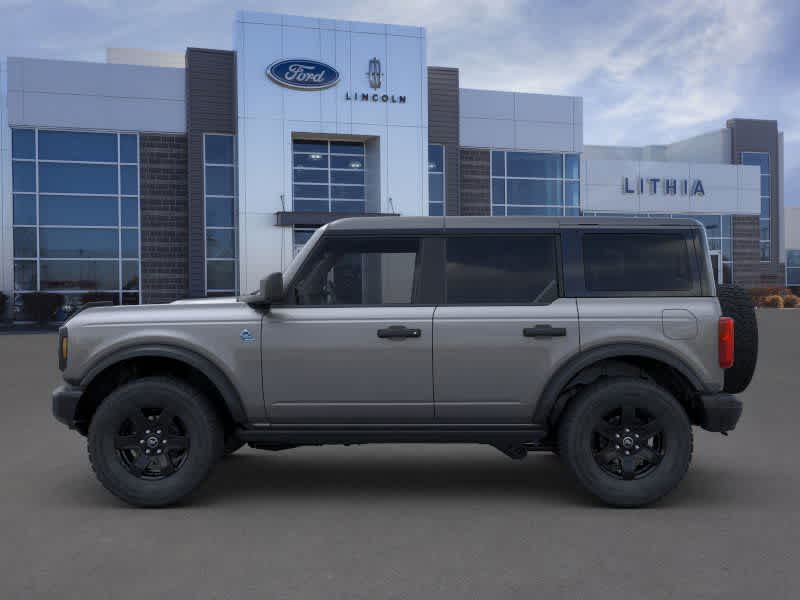 2024 Ford Bronco Black Diamond 3