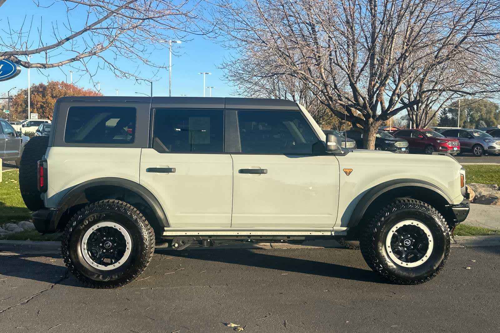 2023 Ford Bronco Badlands 8