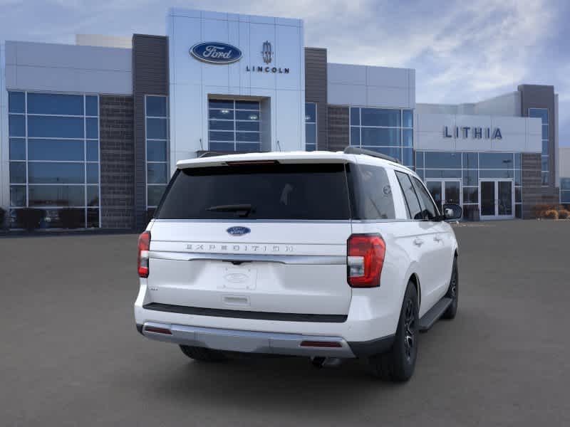 2024 Ford Expedition XLT 8