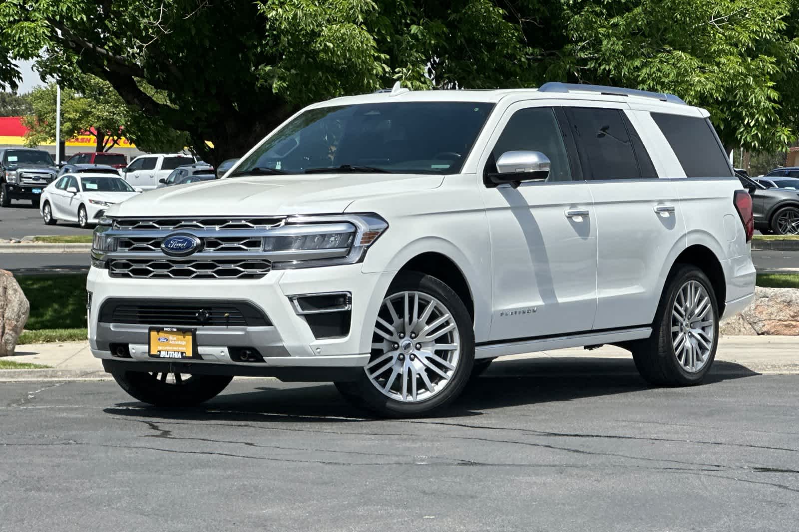 Star White Metallic Tri-Coat 2023 Ford Expedition SUV / Crossover Four-Wheel Drive Automatic