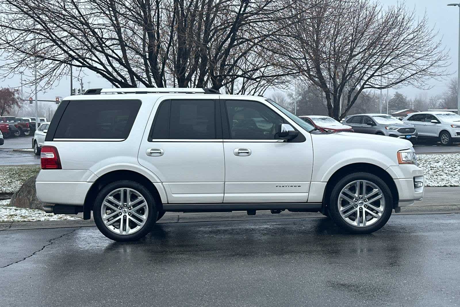 2017 Ford Expedition Platinum 8