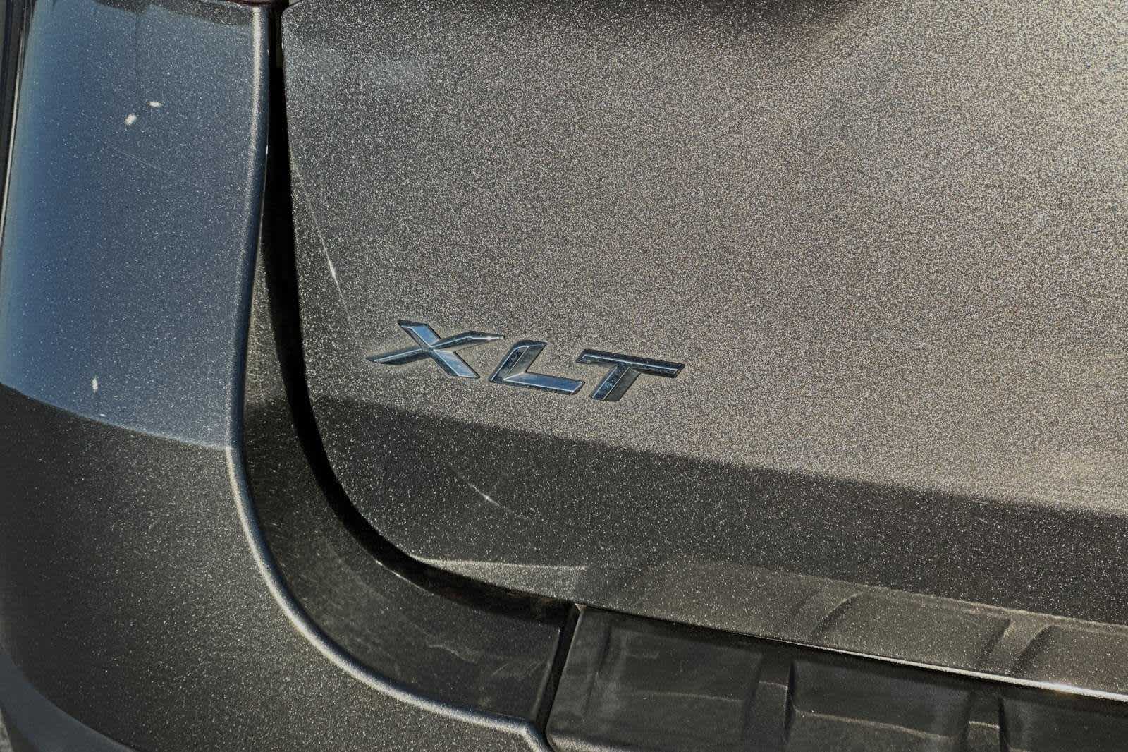 2020 Ford Explorer XLT 28