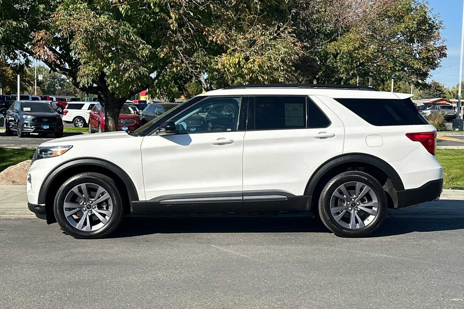 2022 Ford Explorer XLT 5