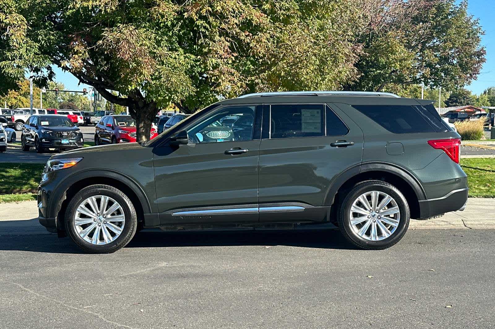 2022 Ford Explorer Limited 5