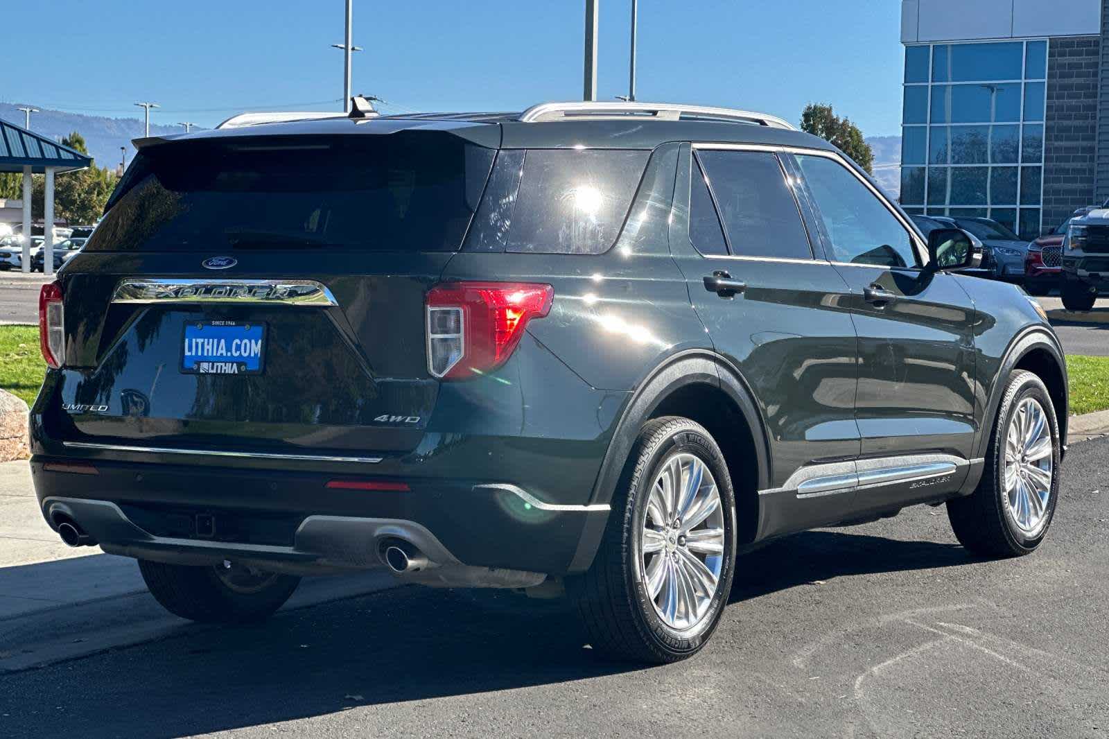 2022 Ford Explorer Limited 2