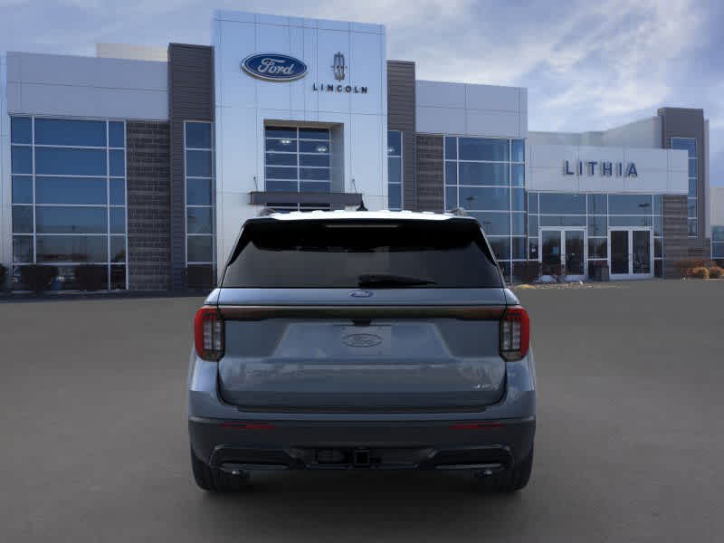 2025 Ford Explorer ST-Line 5