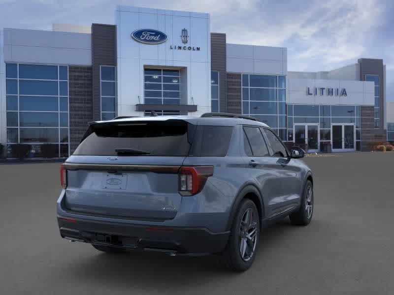 2025 Ford Explorer ST-Line 8