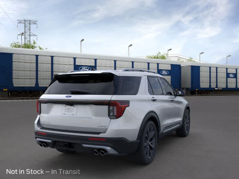 2025 Ford Explorer Platinum 8