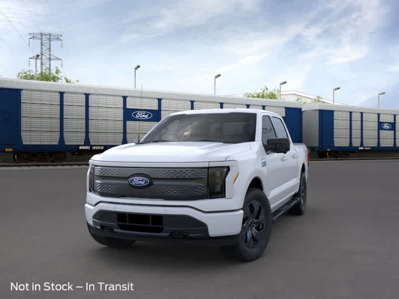 2024 Ford F-150 Lightning Flash 4WD SuperCrew 5.5 Box 2