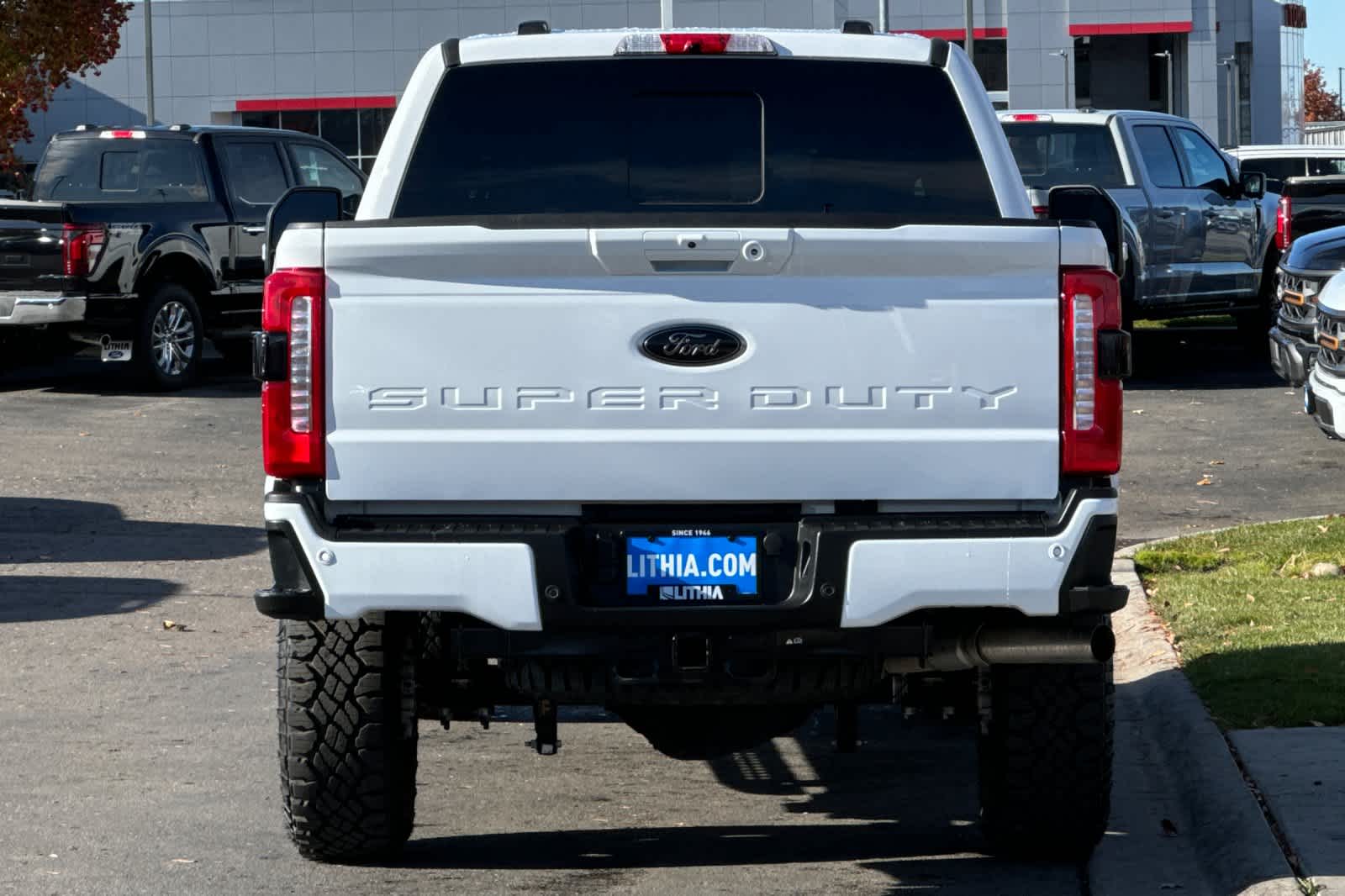 2024 Ford Super Duty F-250 SRW LARIAT 4WD Crew Cab 6.75 Box 7