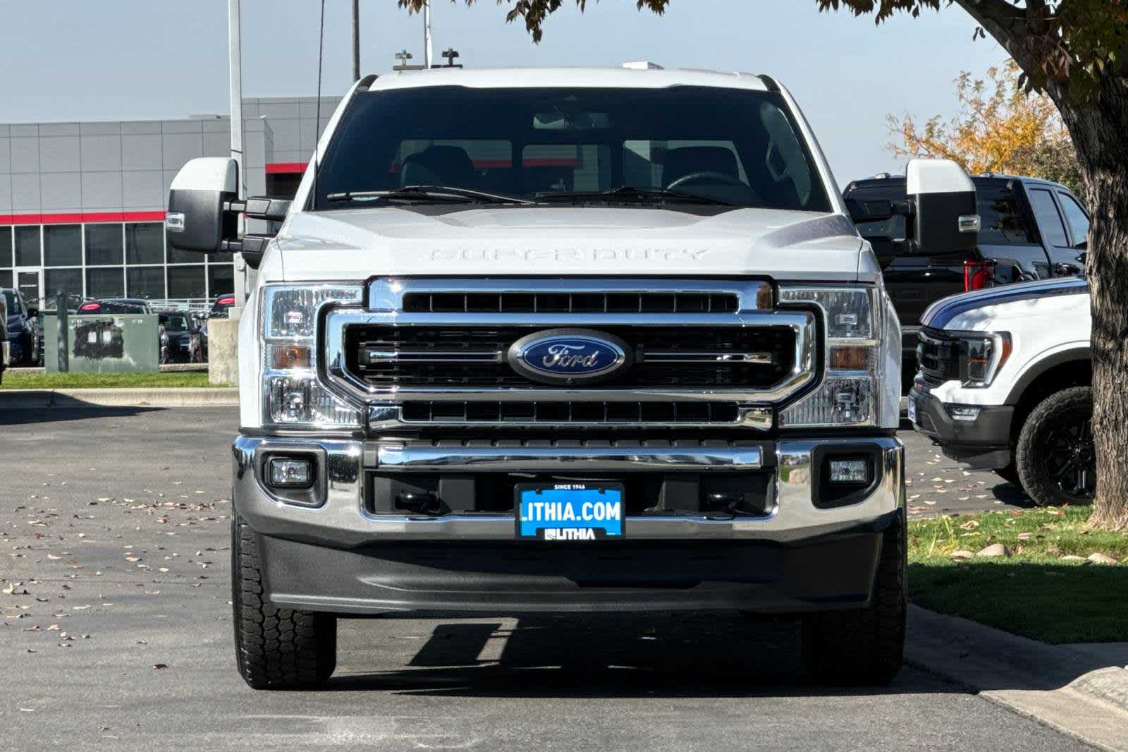 2022 Ford Super Duty F-250 SRW LARIAT 4WD Crew Cab 8 Box 10