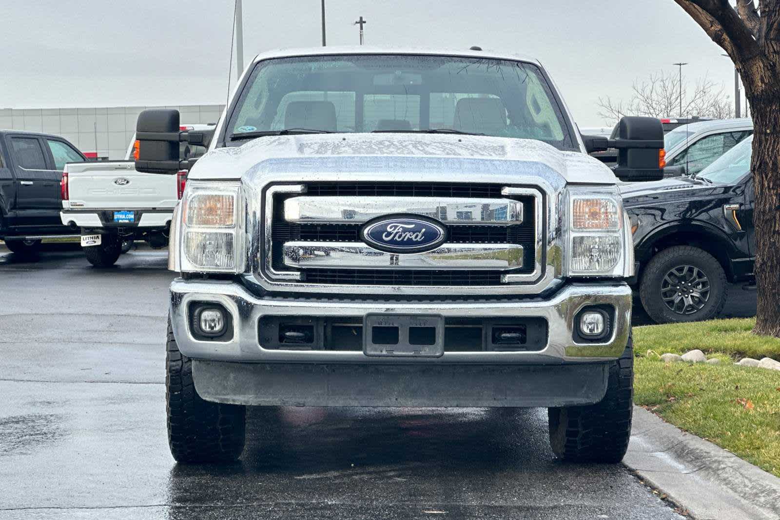 2012 Ford Super Duty F-350 SRW Lariat 4WD Crew Cab 156 10