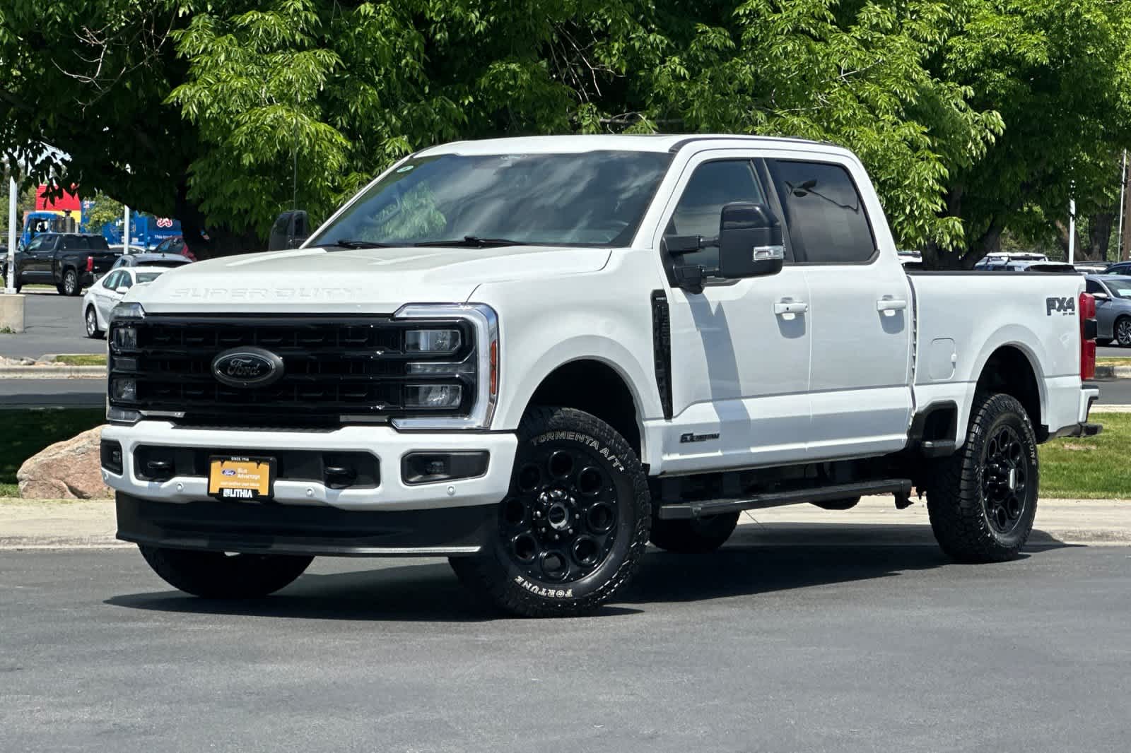 Star White Metallic Tri-Coat 2024 Ford F-350 Super Duty Pickup Truck Four-Wheel Drive Automatic