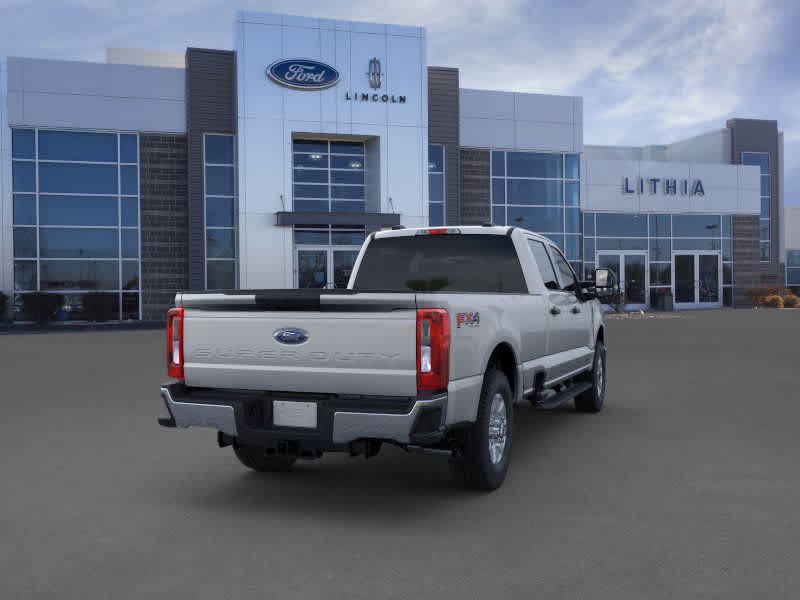 2024 Ford Super Duty F-350 SRW XLT 4WD Crew Cab 8 Box 8