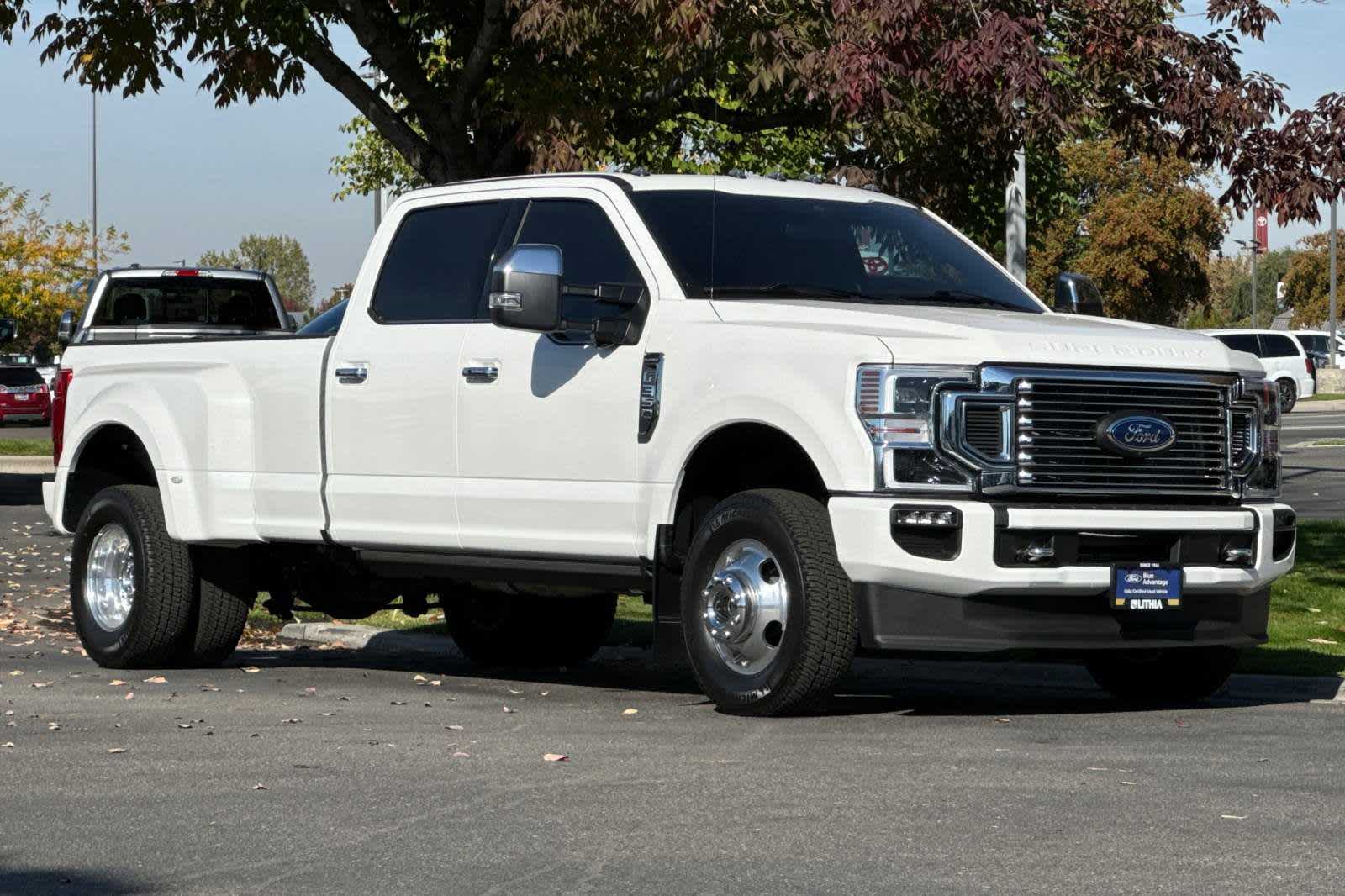 2022 Ford Super Duty F-350 DRW Platinum 4WD Crew Cab 8 Box 9