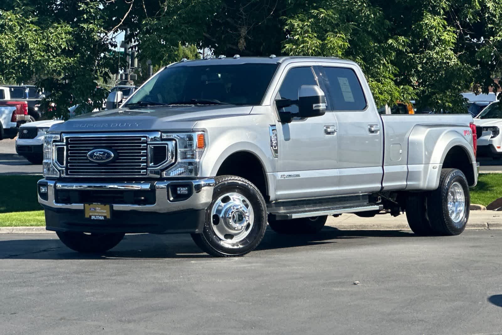 Iconic Silver Metallic 2022 Ford F-350 Super Duty Pickup Truck Four-Wheel Drive Automatic