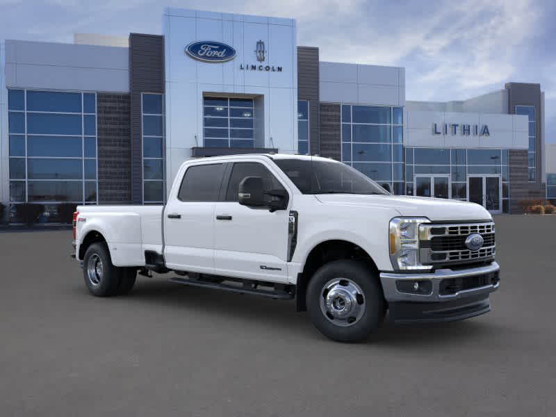 2024 Ford Super Duty F-350 DRW XLT 4WD Crew Cab 8 Box 7