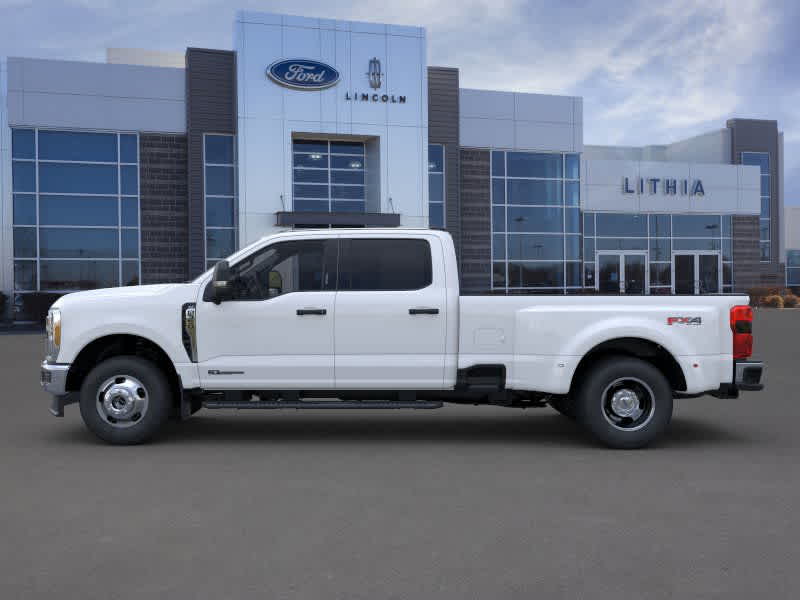 2024 Ford Super Duty F-350 DRW XLT 4WD Crew Cab 8 Box 3