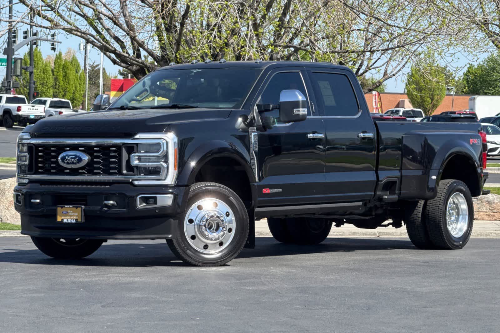 Agate Black Metallic 2023 Ford F-450 Super Duty Pickup Truck Four-Wheel Drive Automatic