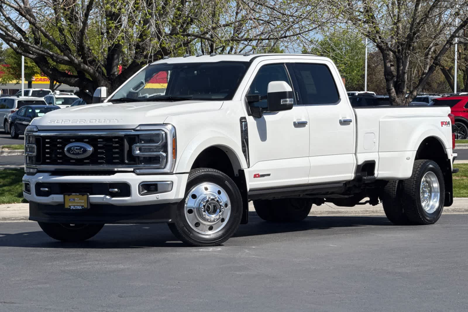 Star White Metallic Tri-Coat 2023 Ford F-450 Super Duty Pickup Truck Four-Wheel Drive Automatic