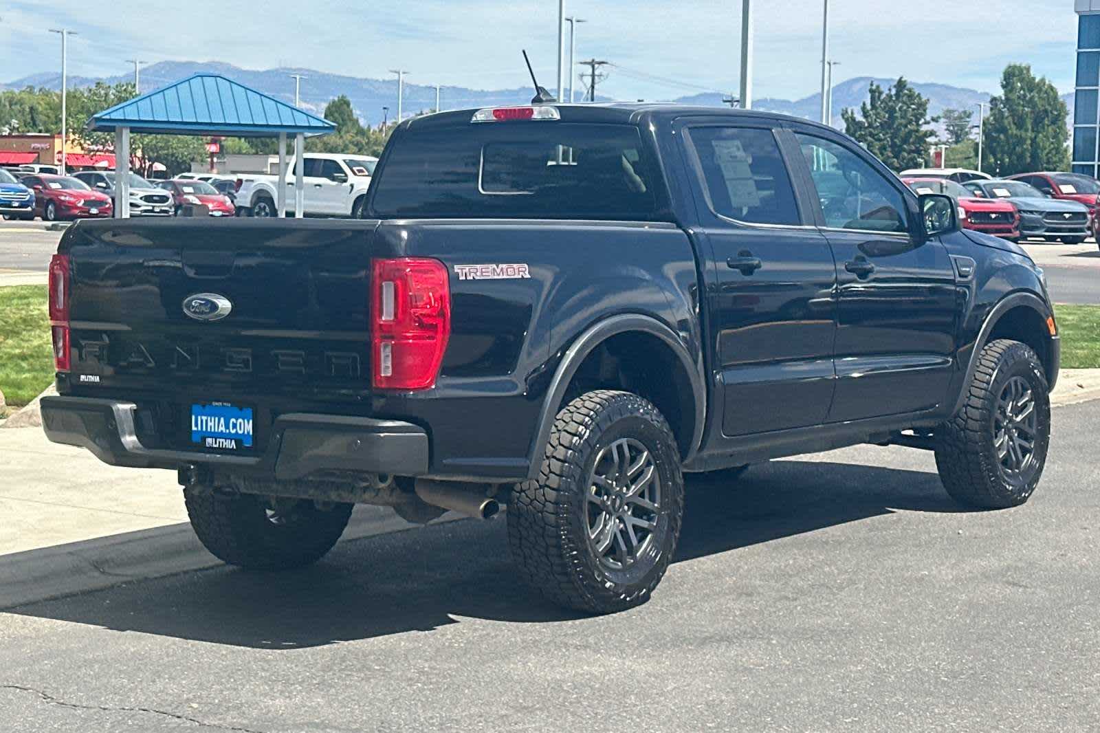 2022 Ford Ranger LARIAT 4WD SuperCrew 5 Box 2