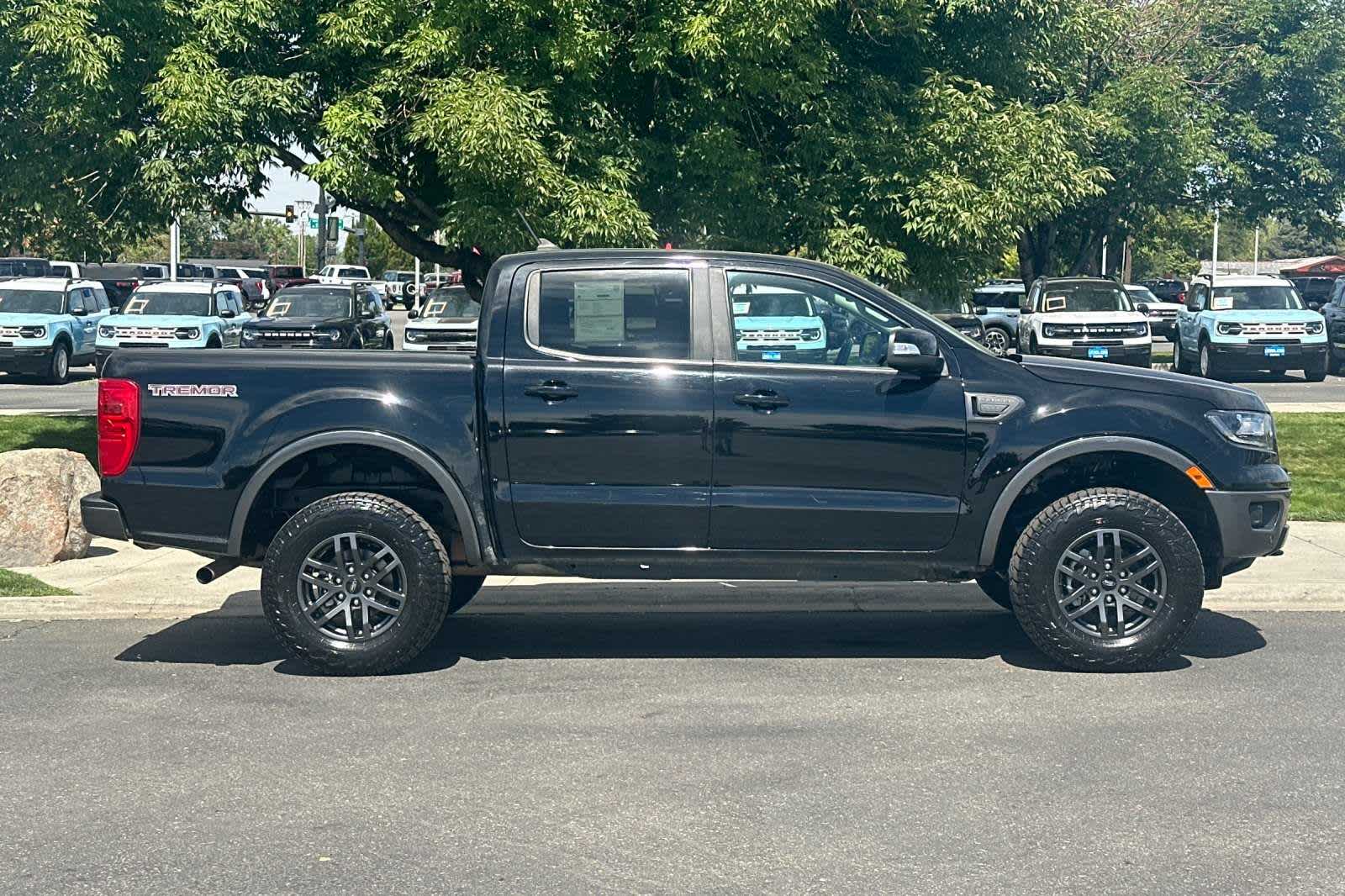 2022 Ford Ranger LARIAT 4WD SuperCrew 5 Box 8