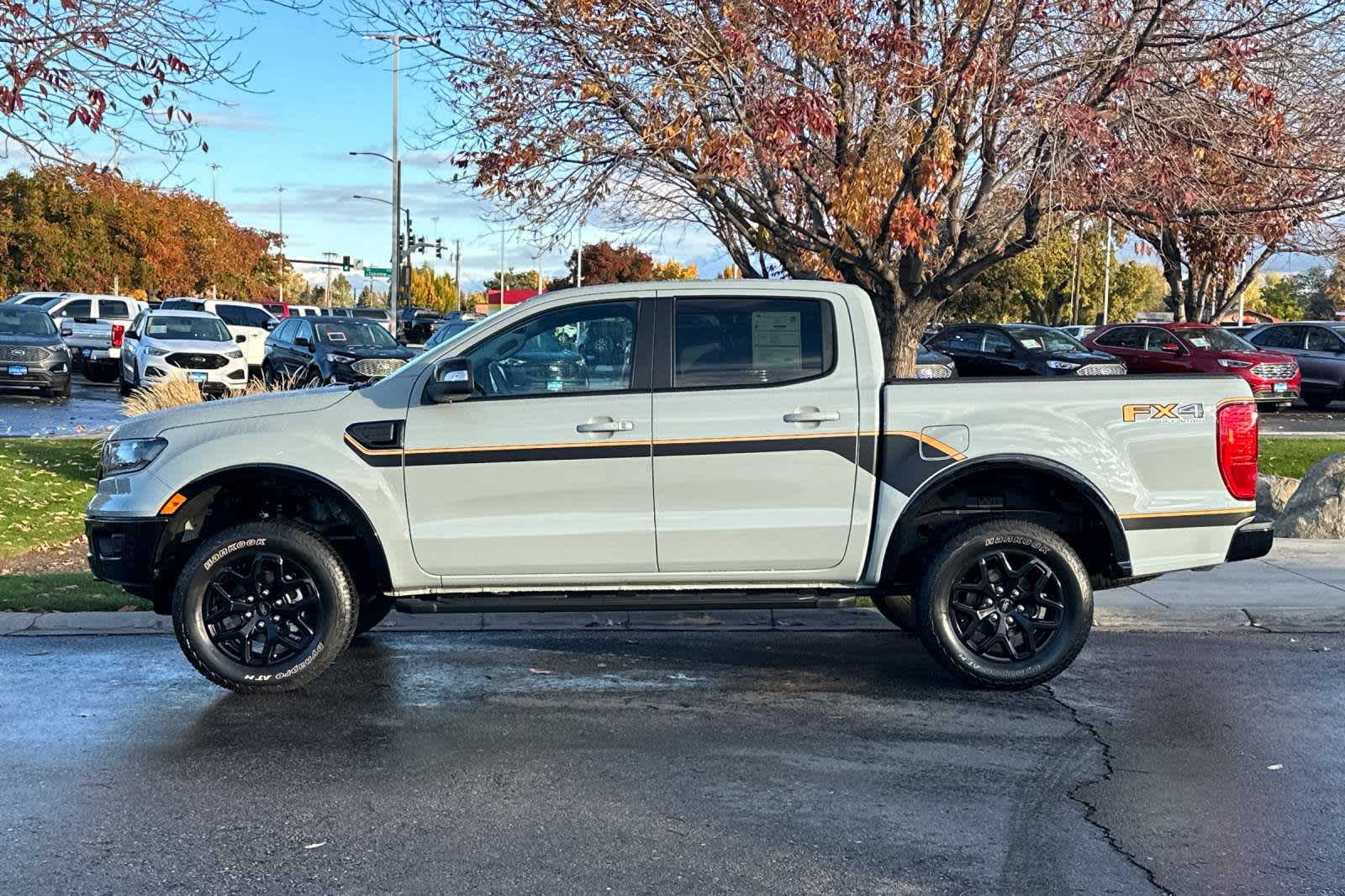 2022 Ford Ranger LARIAT 4WD SuperCrew 5 Box 5