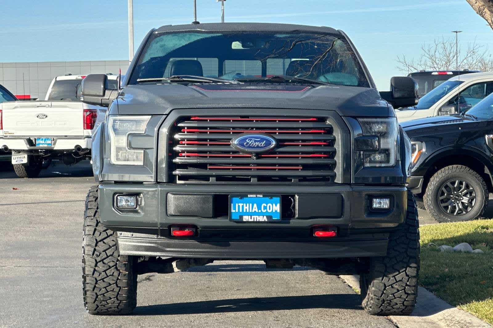 2017 Ford F-150 Lariat 4WD SuperCrew 5.5 Box 10