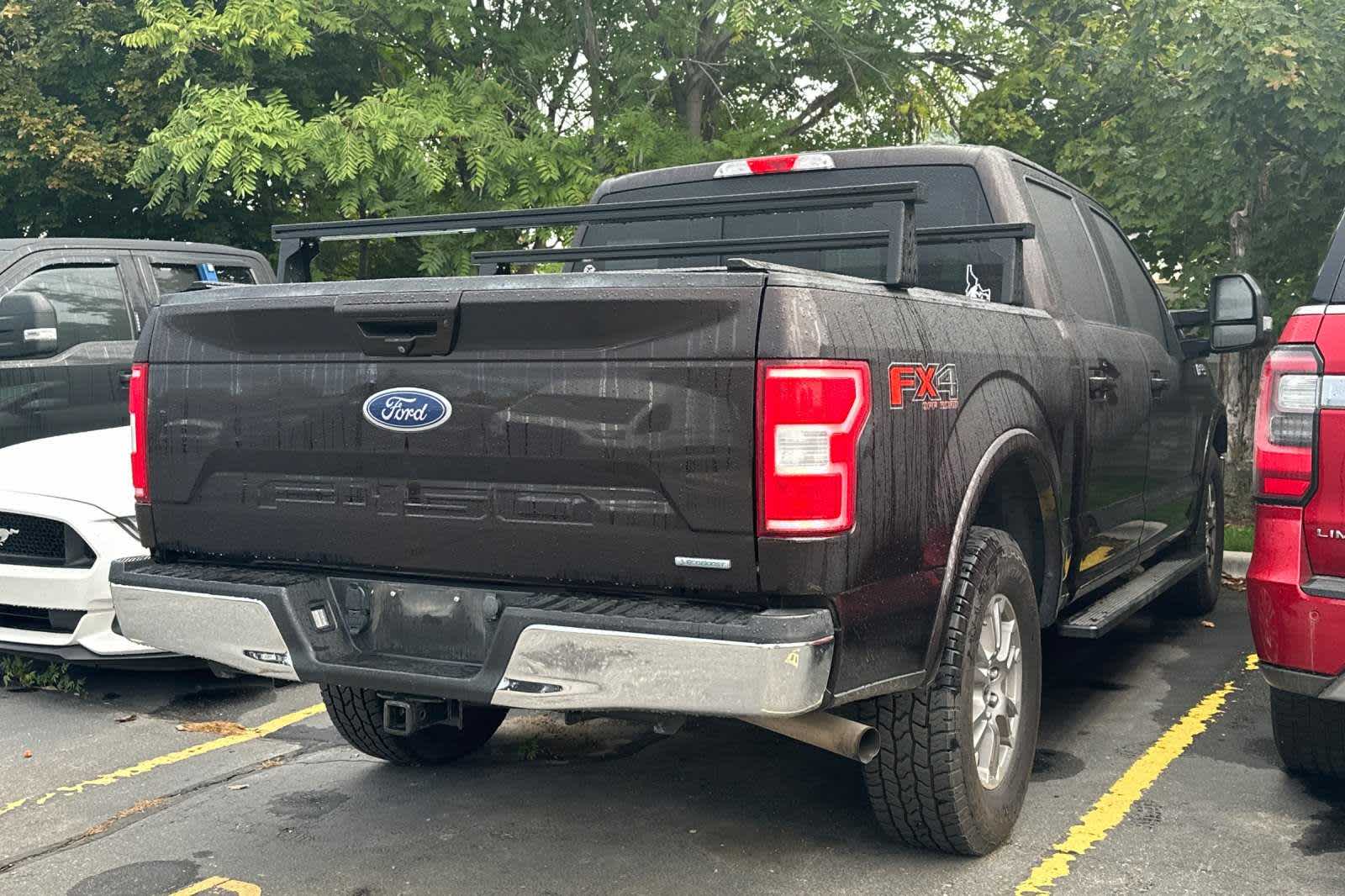 2018 Ford F-150 LARIAT 4WD SuperCrew 5.5 Box 2