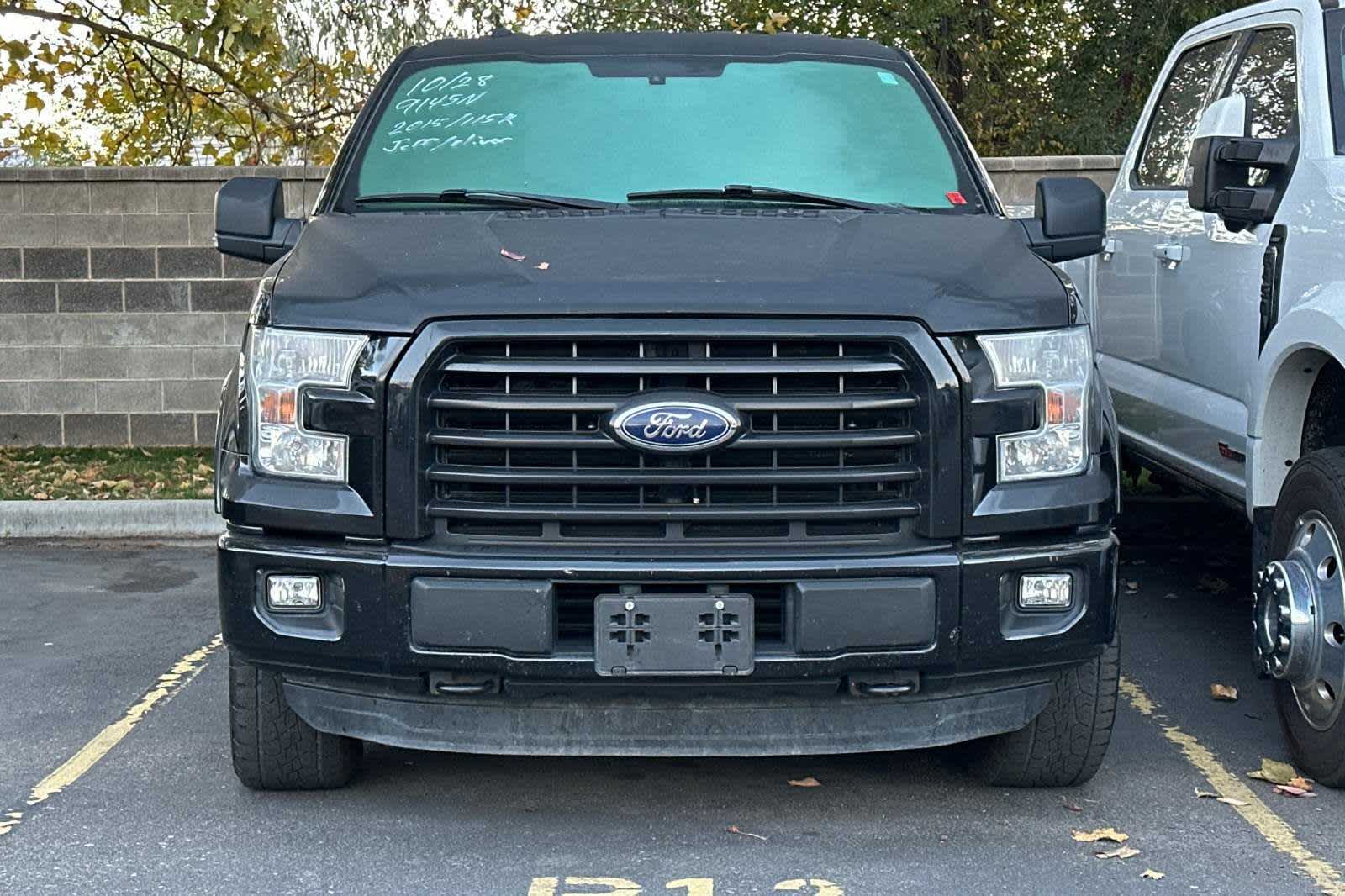 2015 Ford F-150 XLT 4WD SuperCrew 145 5