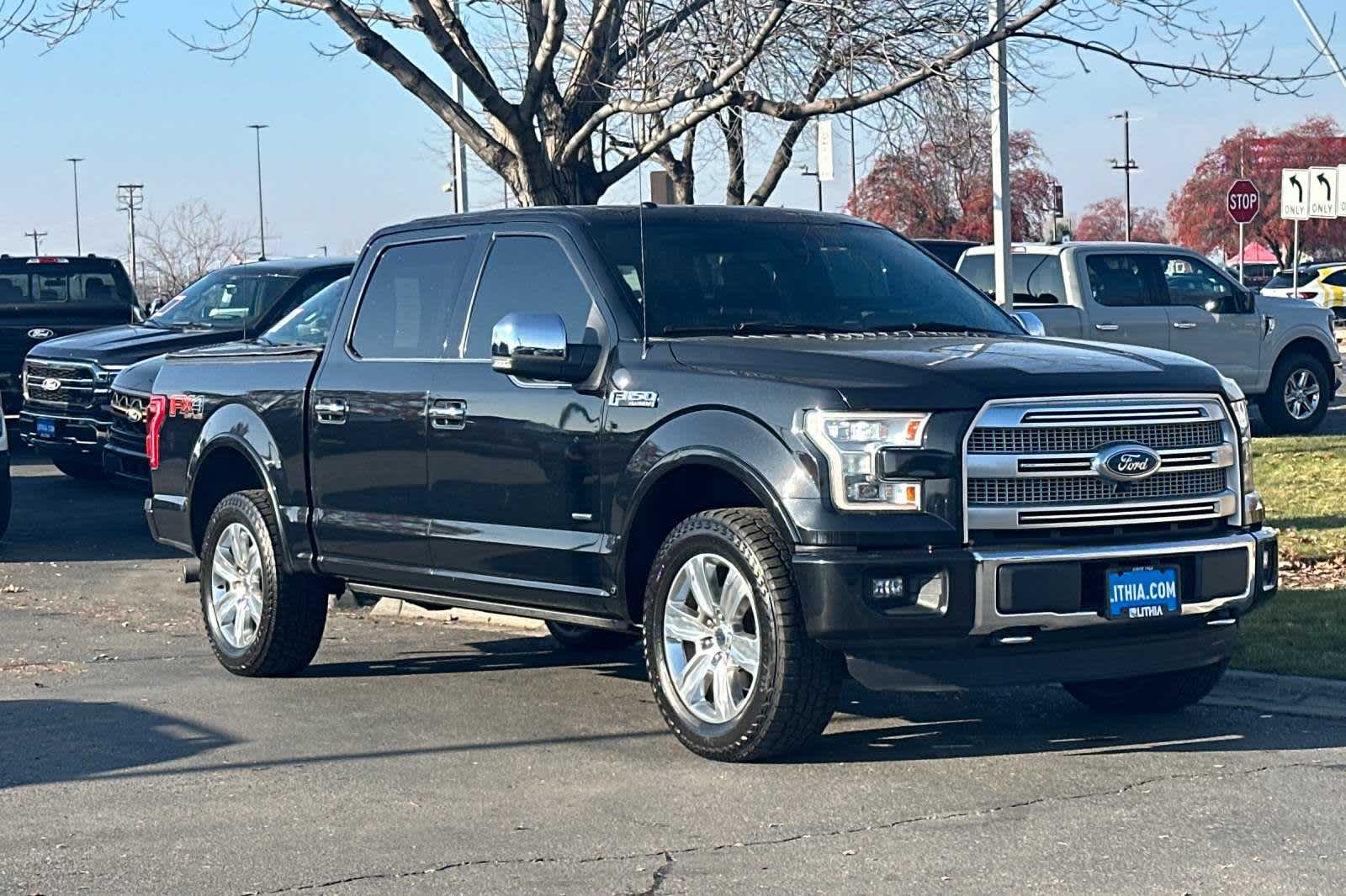 2015 Ford F-150 Platinum 4WD SuperCrew 145 9