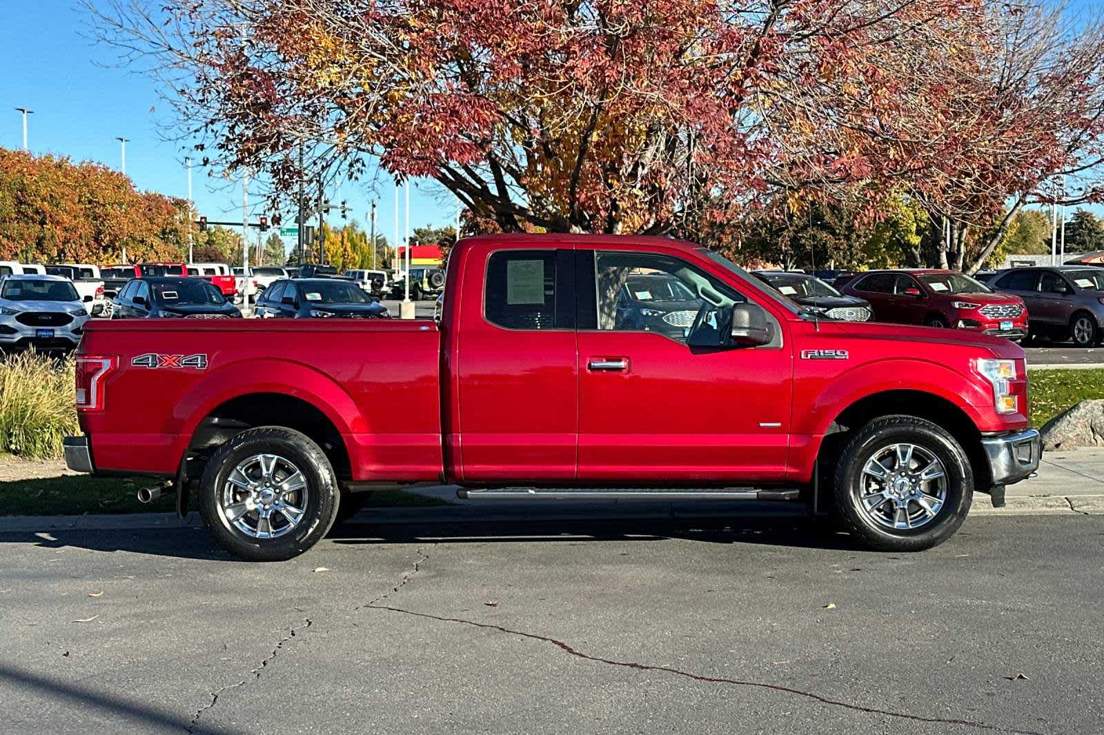 2015 Ford F-150 XLT 4WD SuperCab 145 8