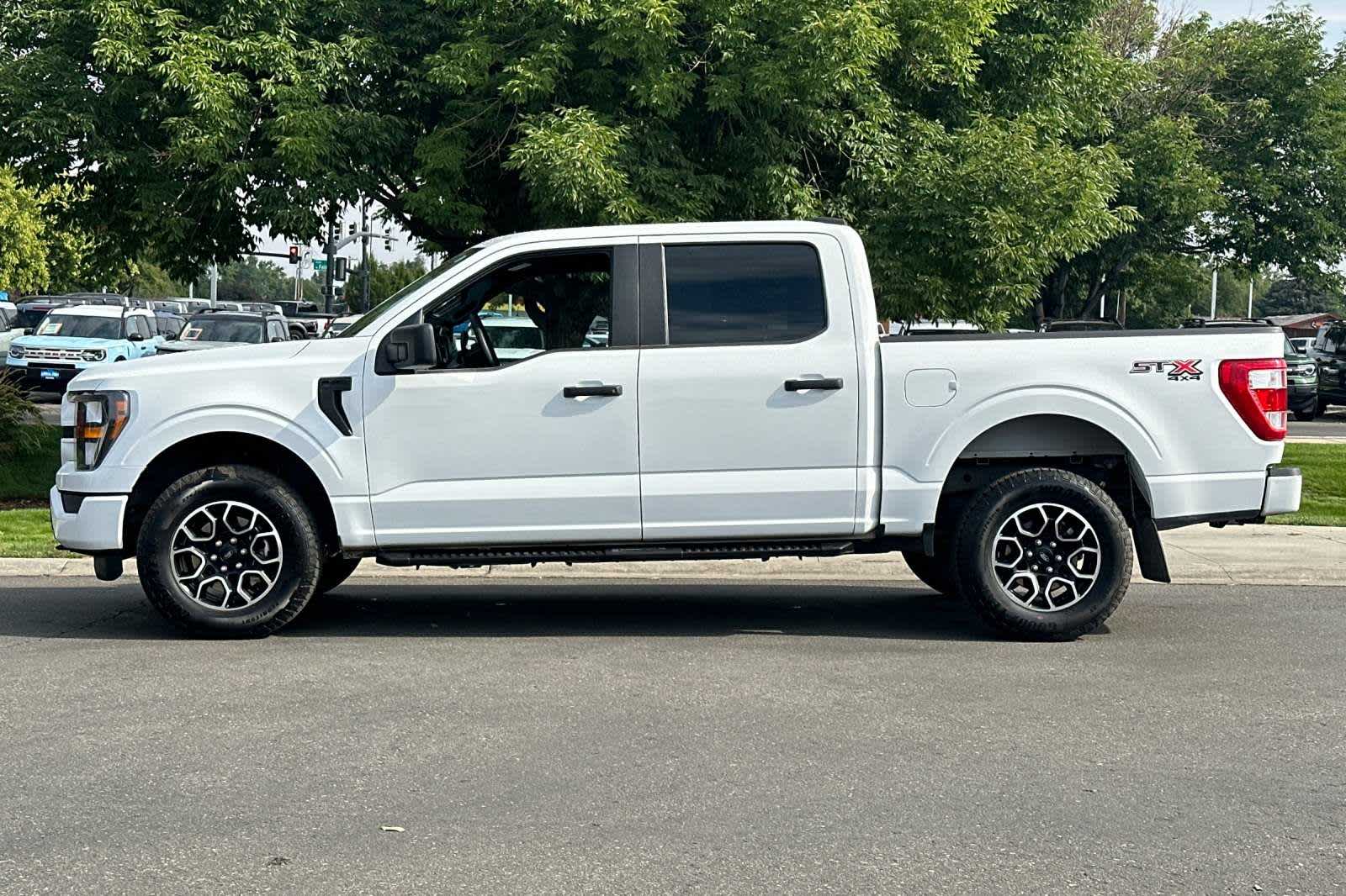 2023 Ford F-150 XL 4WD SuperCrew 5.5 Box 5