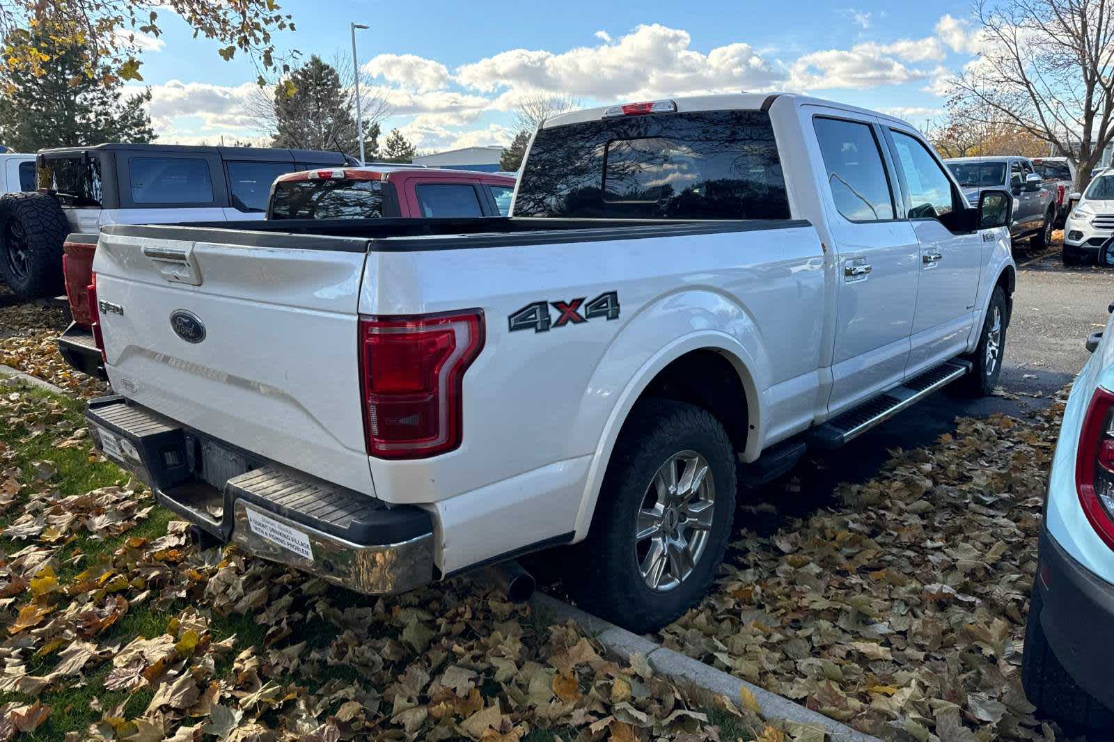 2016 Ford F-150 Lariat 4WD SuperCrew 157 2