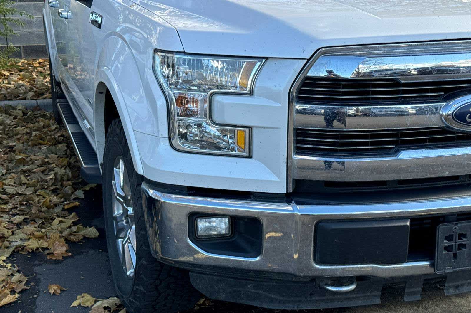 2016 Ford F-150 Lariat 4WD SuperCrew 157 8