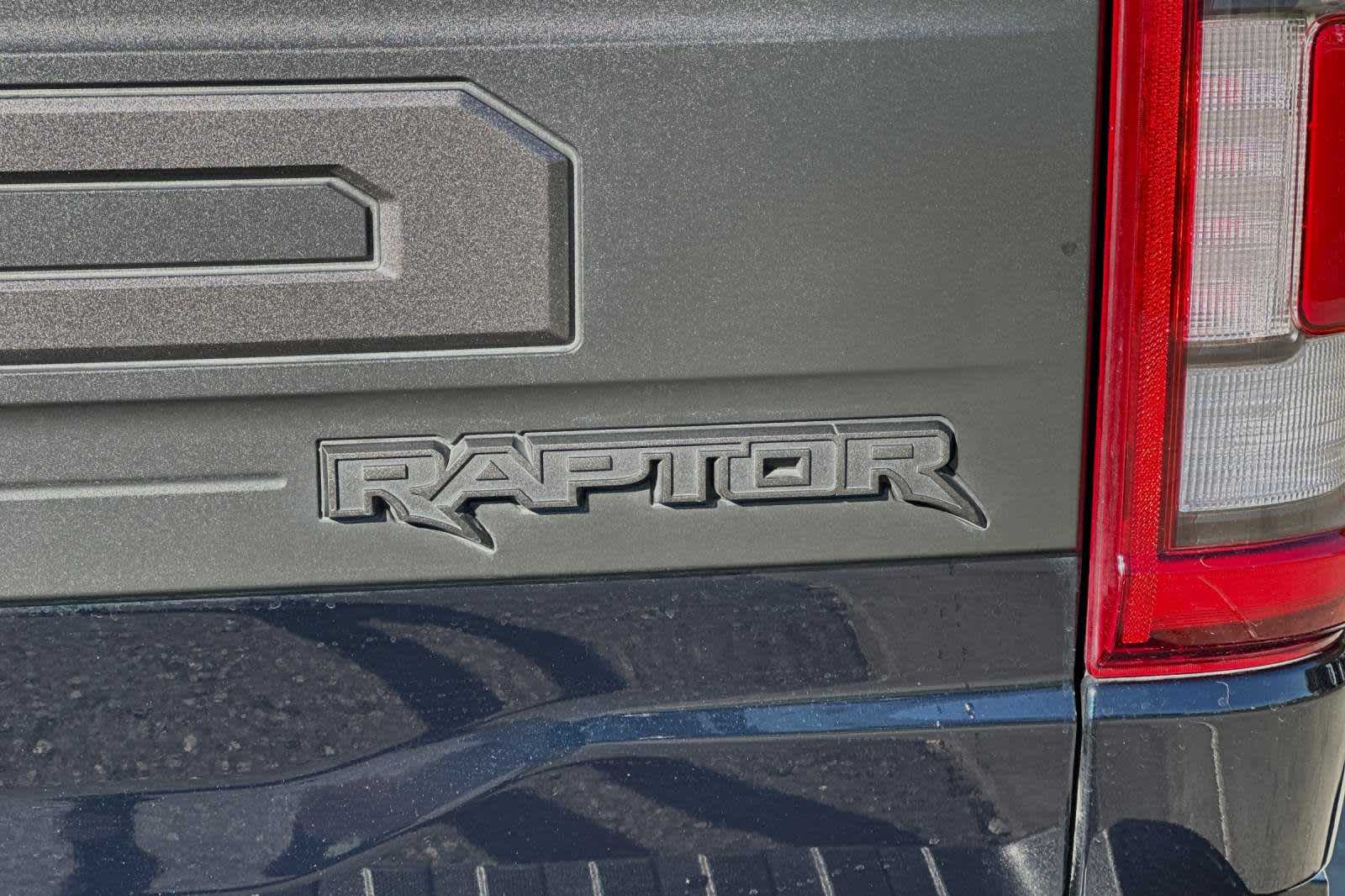 2023 Ford F-150 Raptor 4WD SuperCrew 5.5 Box 27