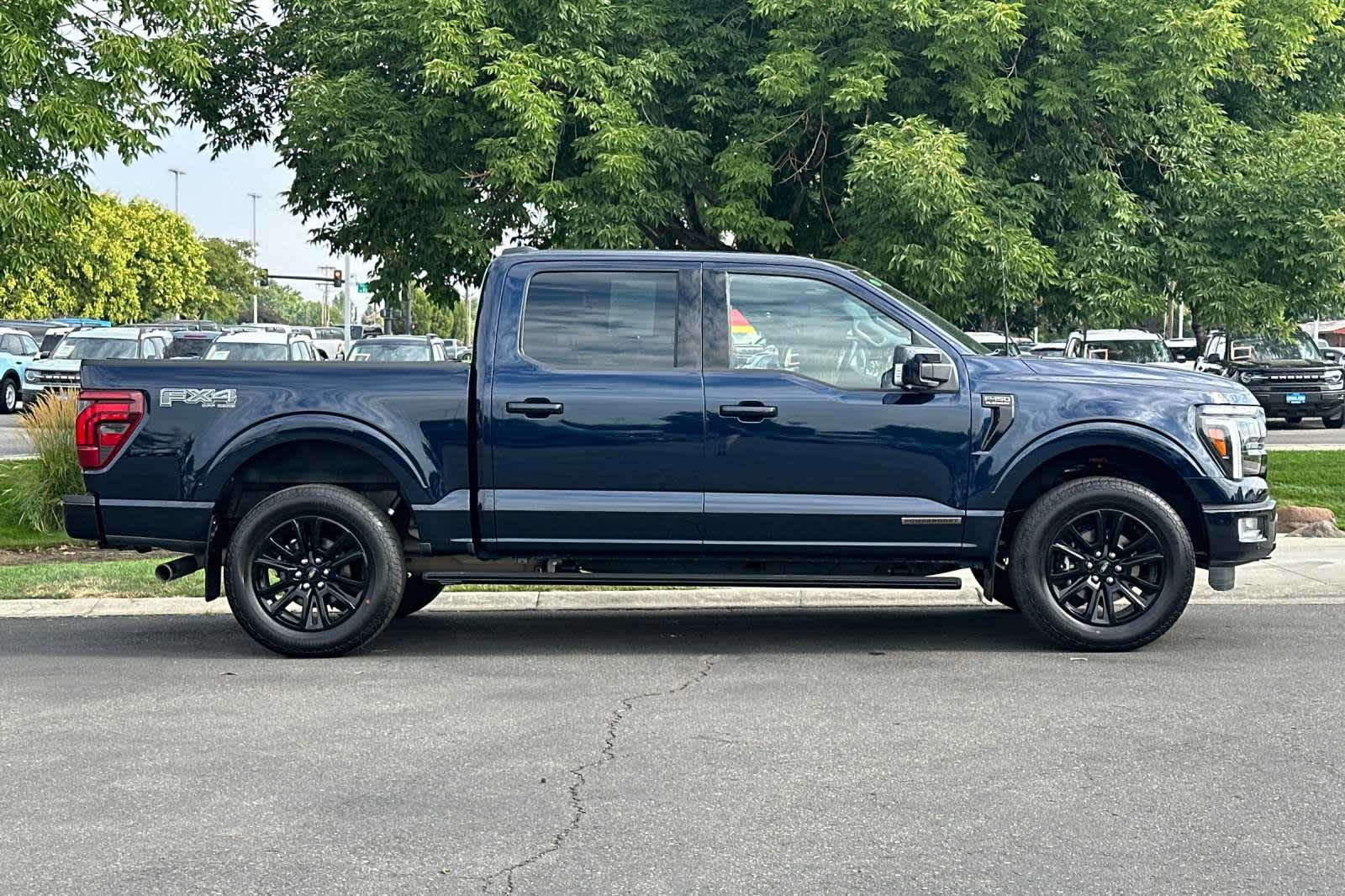 2024 Ford F-150 Platinum 4WD SuperCrew 5.5 Box 8