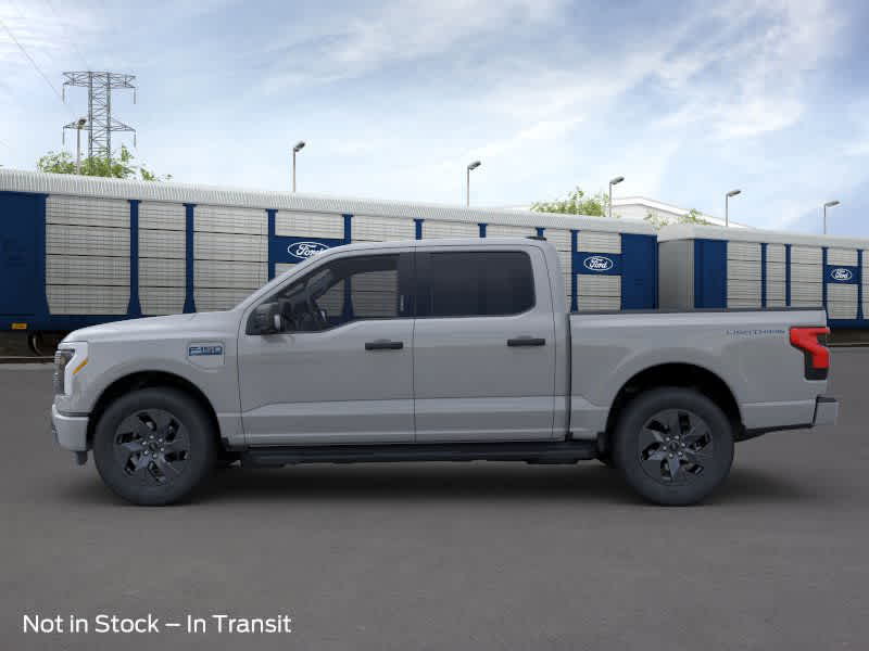 2024 Ford F-150 Lightning XLT 4WD SuperCrew 5.5 Box 3