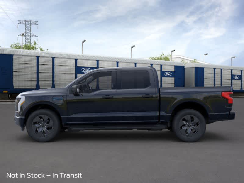 2024 Ford F-150 Lightning XLT 4WD SuperCrew 5.5 Box 3