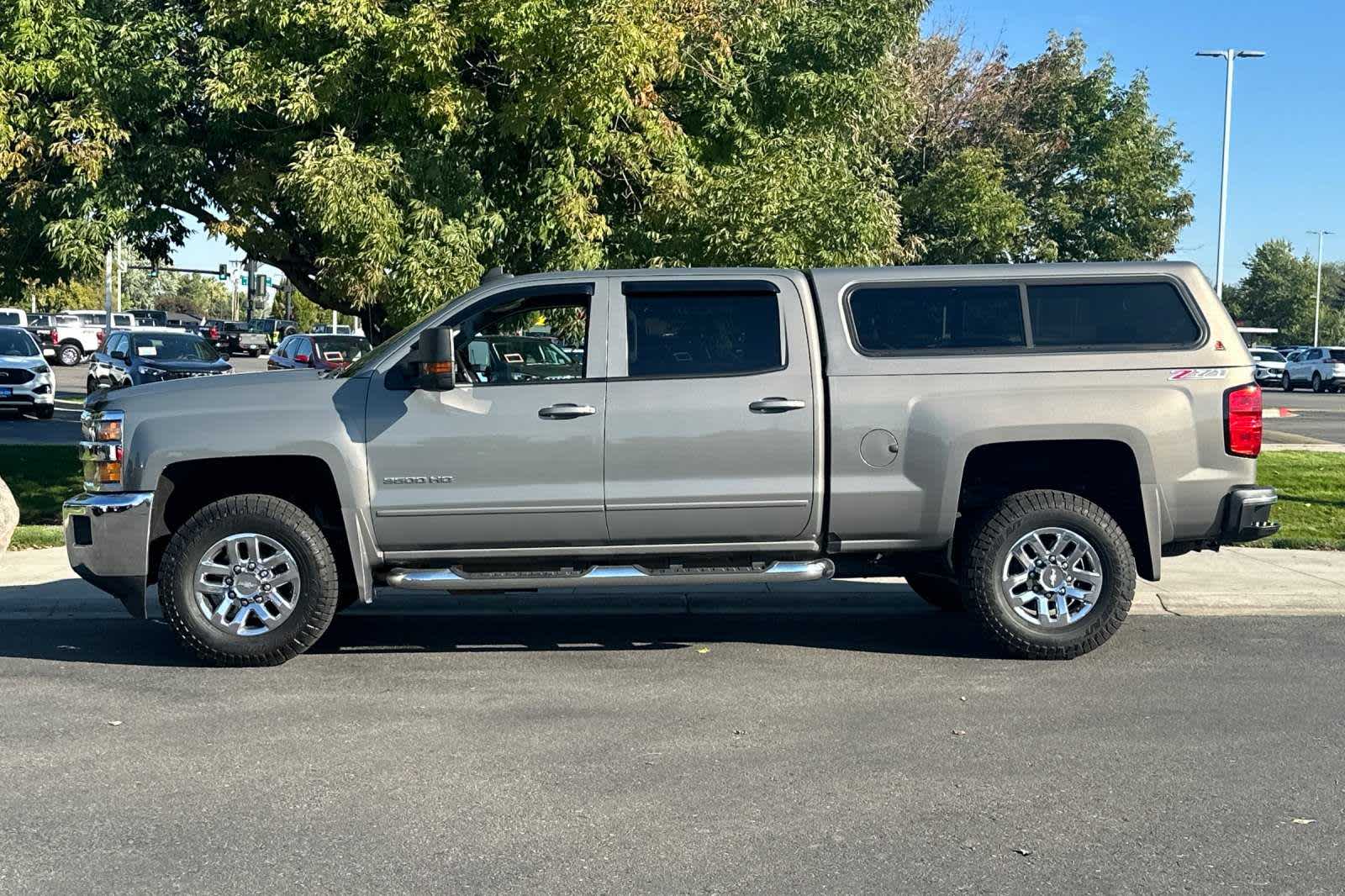 2017 Chevrolet Silverado 3500HD LT 4WD Crew Cab 153.7 5