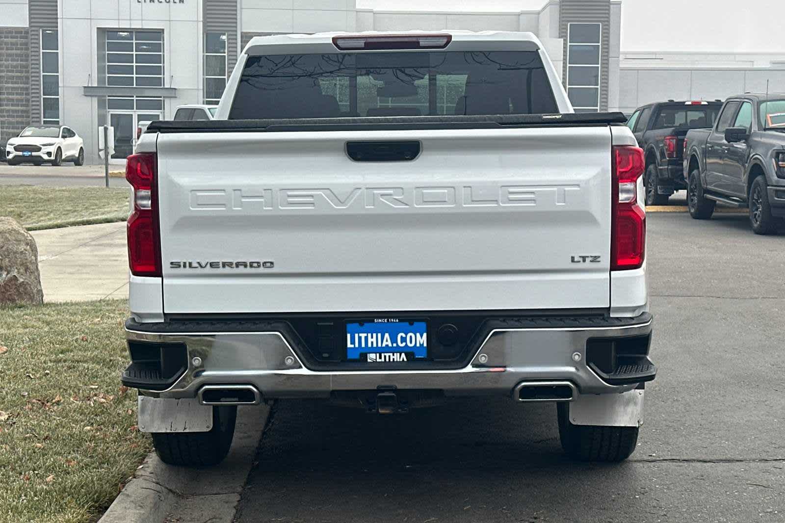 2022 Chevrolet Silverado 1500 LTZ 4WD Crew Cab 147 7