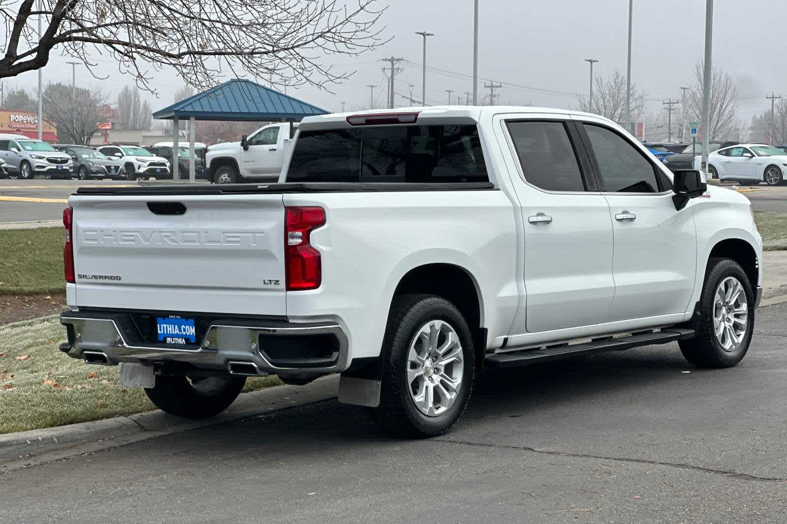 2022 Chevrolet Silverado 1500 LTZ 4WD Crew Cab 147 2