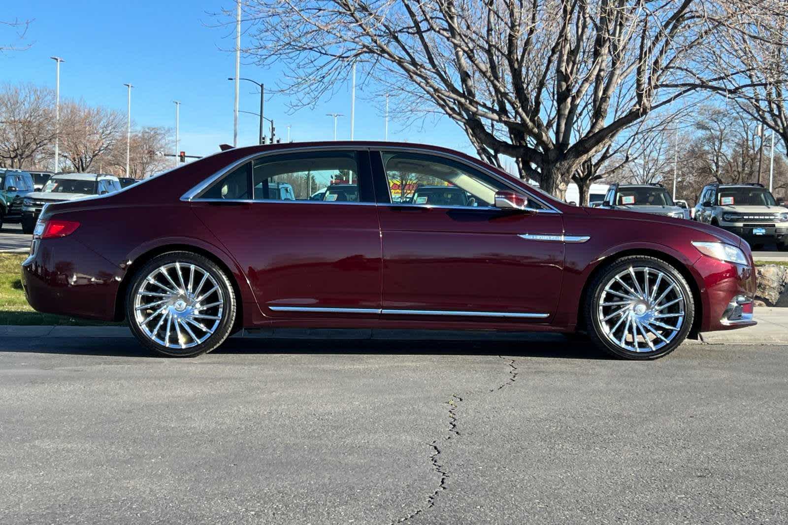 2018 Lincoln Continental Reserve 8