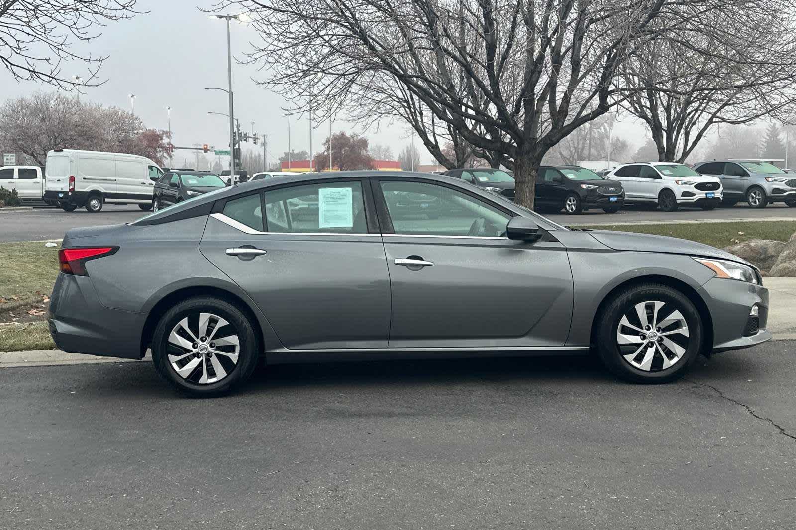 2021 Nissan Altima 2.5 S 8